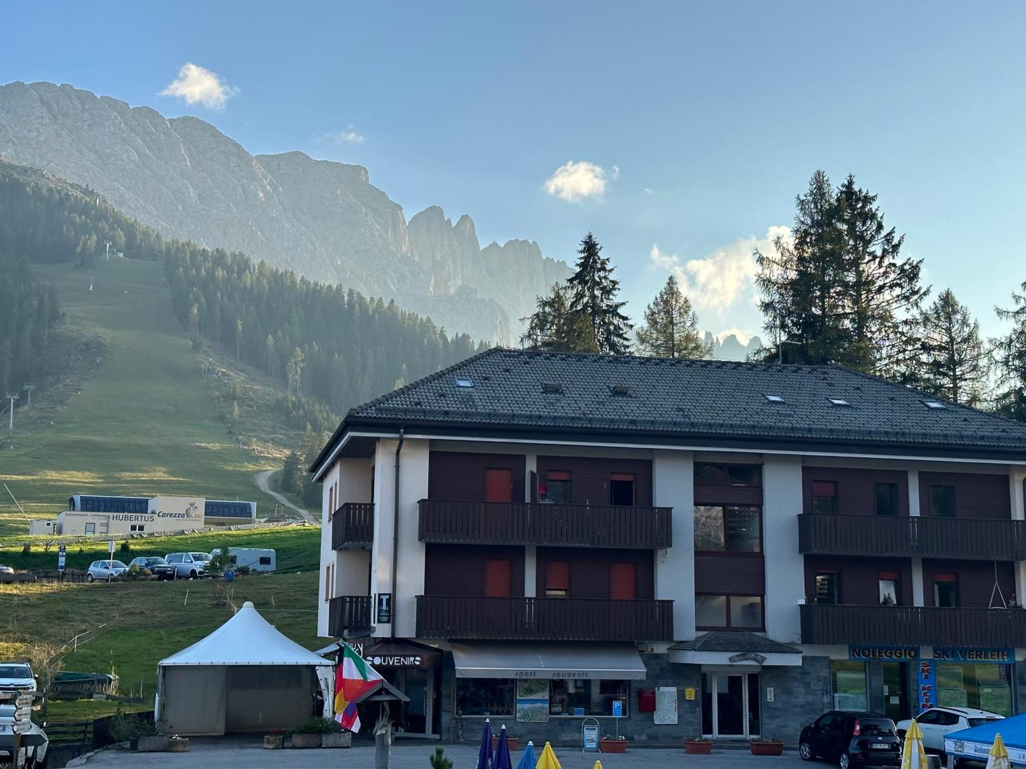 Costalungahouse Trekkingbikeski Selfcheck-In Apartment Carezza al Lago Bagian luar foto